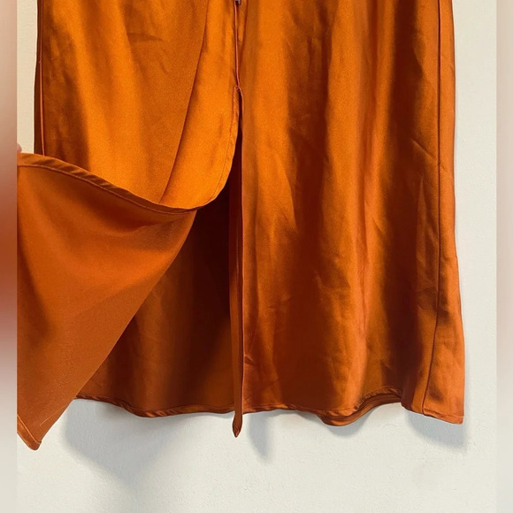E.ssue Satiny Orange Rust A Line Midi Skirt w Button Details & Front Slit - Med - Picture 6 of 8